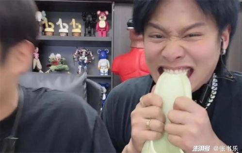 娱乐吃瓜小杨哥微博,娱乐吃瓜小杨哥微博揭秘娱乐圈幕后故事